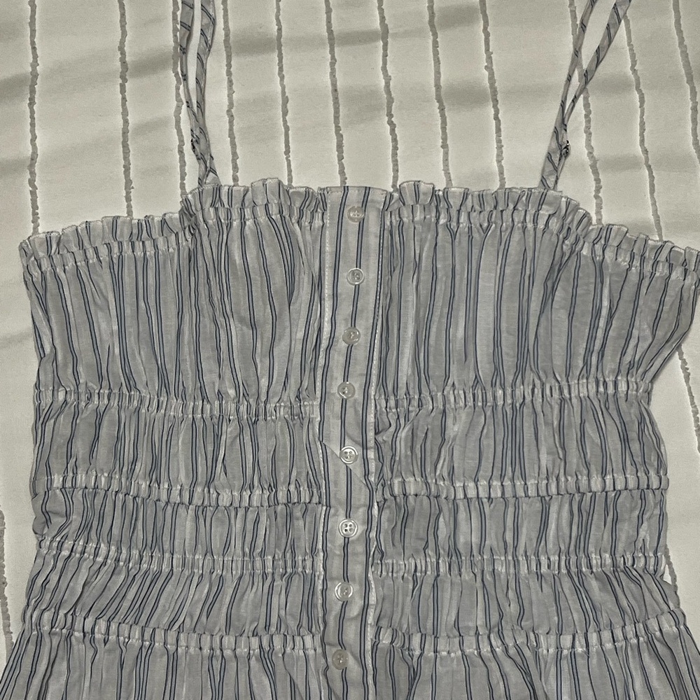 Forever 21 Blue Smocked Sleeveless crop top